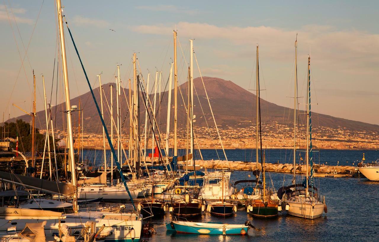 Be Italian Flat Piazza Bovio 22 Otel Napoli Dış mekan fotoğraf