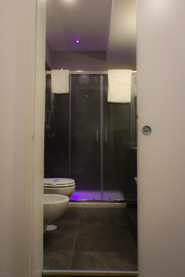 Be Italian Flat Piazza Bovio 22 Otel Napoli Dış mekan fotoğraf