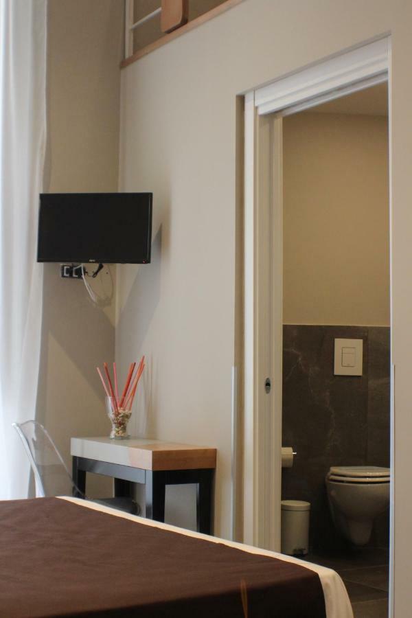 Be Italian Flat Piazza Bovio 22 Otel Napoli Dış mekan fotoğraf