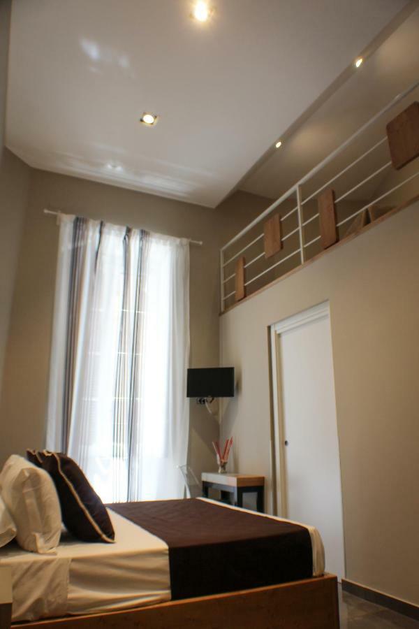 Be Italian Flat Piazza Bovio 22 Otel Napoli Dış mekan fotoğraf