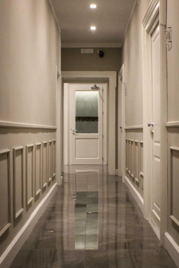 Be Italian Flat Piazza Bovio 22 Otel Napoli Dış mekan fotoğraf